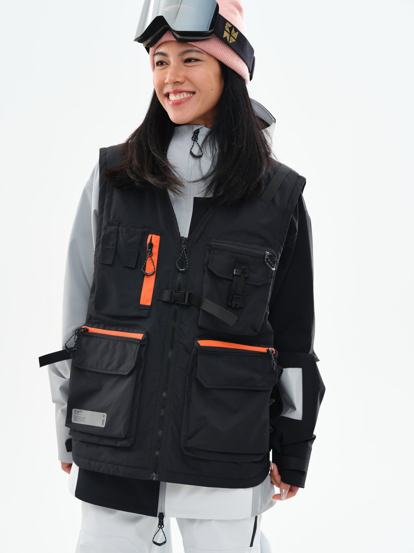 Iconic 23 Ski/Snowboard Backcountry Vest Women Black