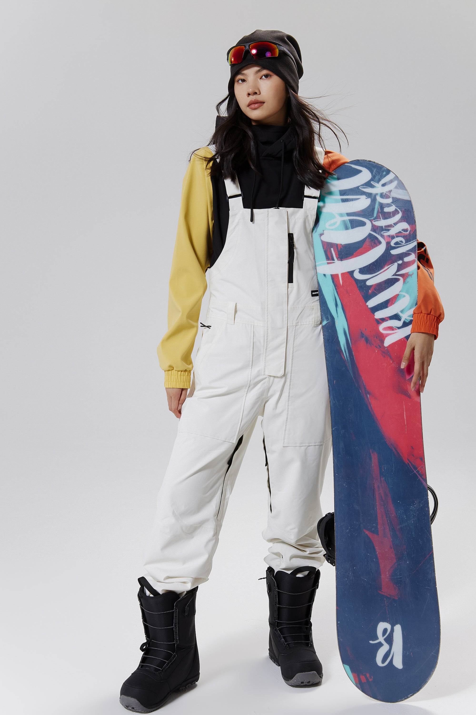 Iconic 22 Ski/Snowboard Bib Pants Women White